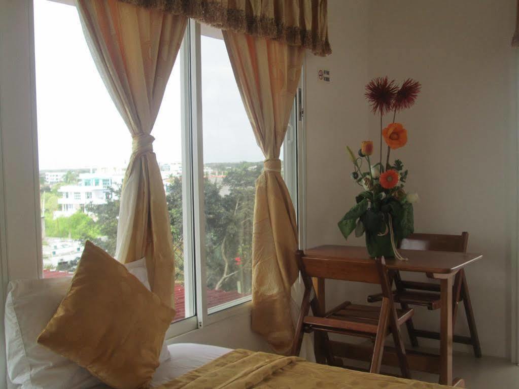 Hotel Dejavu ปูแอร์โตอาโยรา ภายนอก รูปภาพ