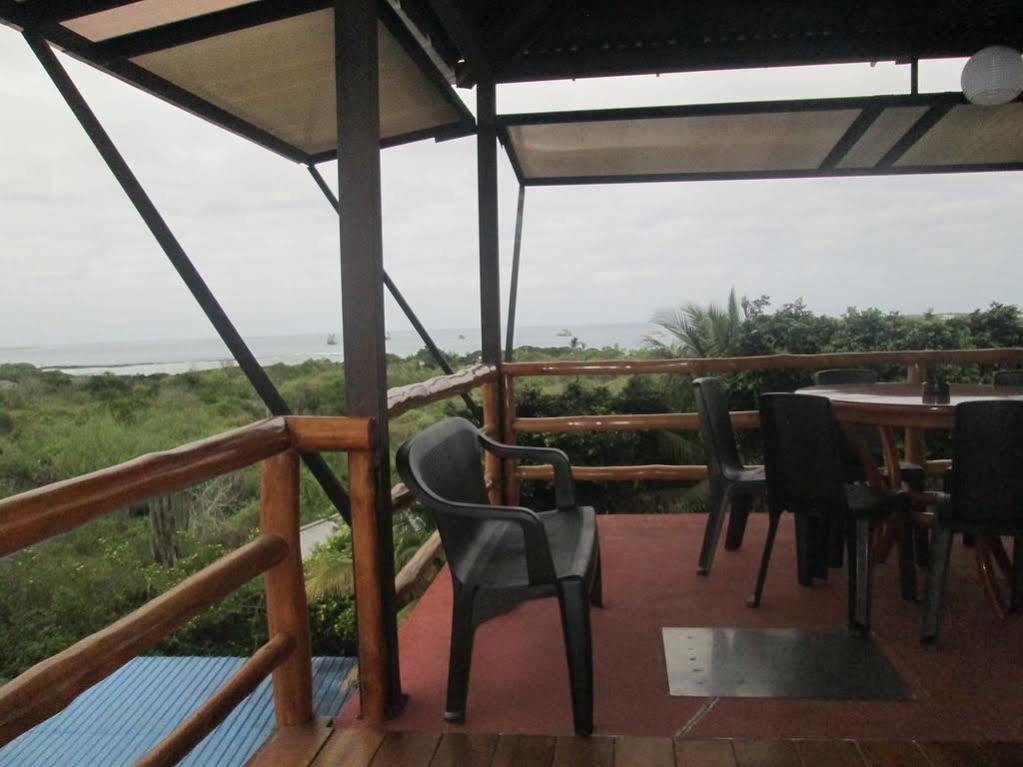 Hotel Dejavu ปูแอร์โตอาโยรา ภายนอก รูปภาพ