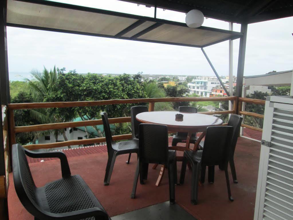 Hotel Dejavu ปูแอร์โตอาโยรา ภายนอก รูปภาพ
